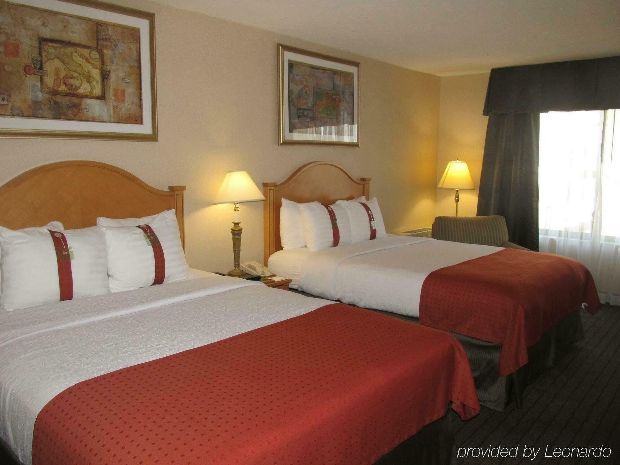 Holiday Inn Country Club Plaza Kansas City Exterior photo