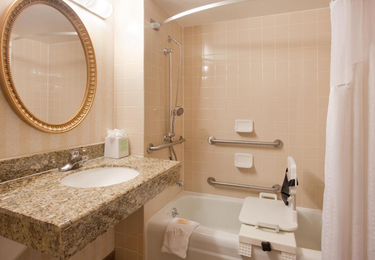 Holiday Inn Country Club Plaza Kansas City Exterior photo